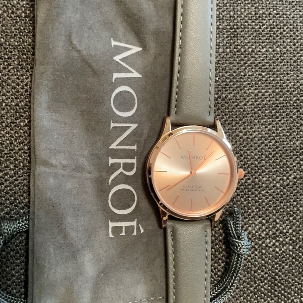 Monroe classic water resistant watch